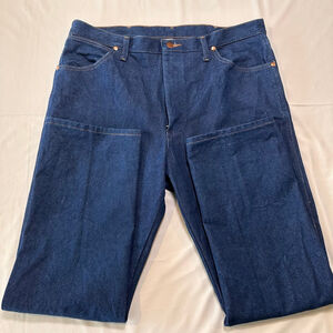Late 90s Wrangler Cowboy Cut Jeans | 13MWZ | Classic Five-Pocket Denim | 38x30